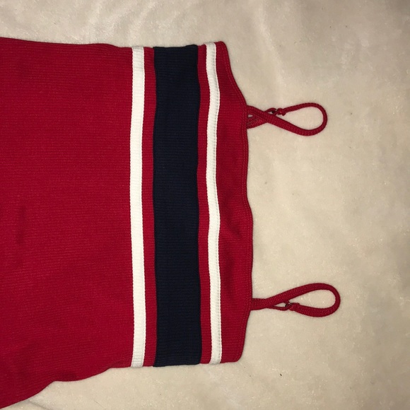 Red dress - Picture 2 of 2